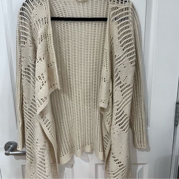 Elegant Cream Open-Knit Women's Sweater - Picture 4 of 10